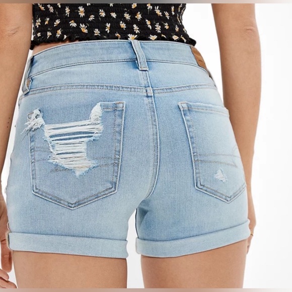 American Eagle The Dream Short MIDI Distressed Light Wash Shorts - Picture 3 of 13